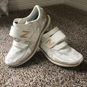 New balance cycling shoes with clips